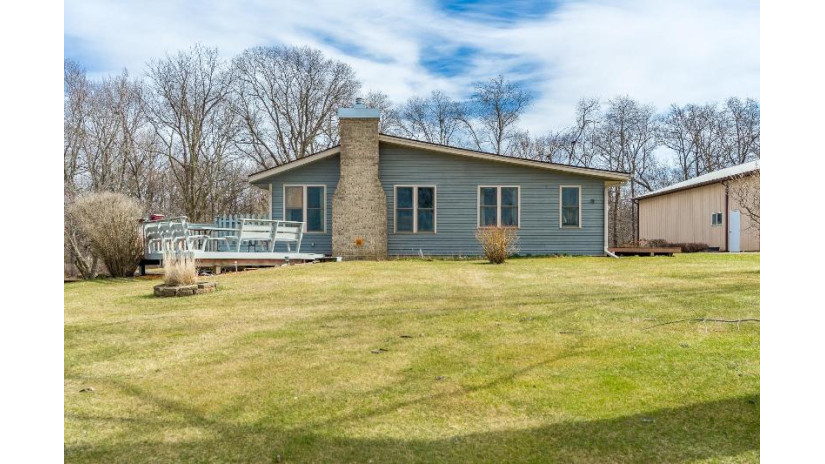 10001 S Walker Road Turtle, WI 53511 by Century 21 Affiliated - Cell: 608-289-0165 $575,000