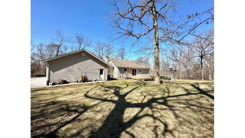 W11361 Van Buren Road Calamus, WI 53925 by Keystone Realty - Pref: 920-484-8006 $399,900