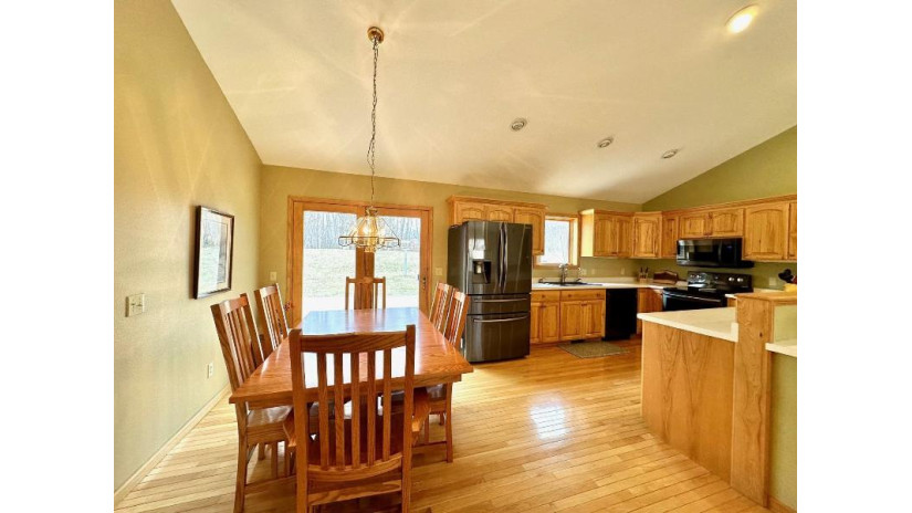 W11361 Van Buren Road Calamus, WI 53925 by Keystone Realty - Pref: 920-484-8006 $399,900