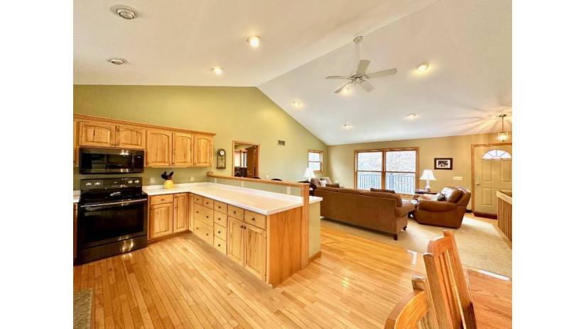 W11361 Van Buren Road Calamus, WI 53925 by Keystone Realty - Pref: 920-484-8006 $399,900