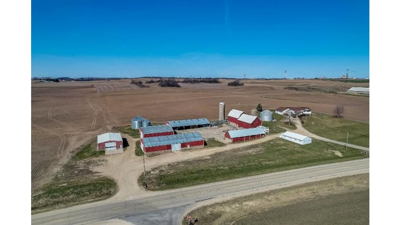 6685 Hwy P Dane, WI 53529 by Re/Max Preferred - judy@ackermaly.com $7,500,000