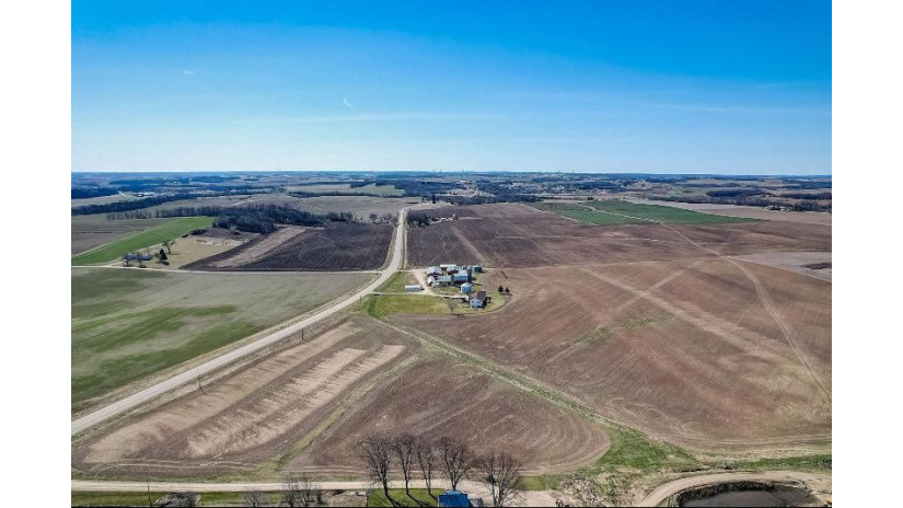 6685 County Road P Dane, WI 53529 by Re/Max Preferred - judy@ackermaly.com $7,500,000