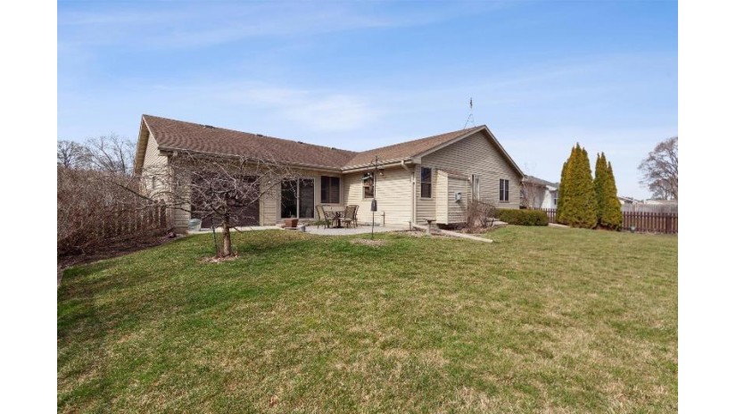 603 S Grant Avenue Janesville, WI 53548 by Briggs Realty Group, Inc - Pref: 608-449-9656 $309,000