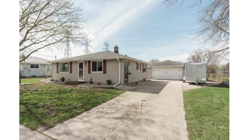 531 E Roeland Avenue Appleton, WI 54915 by Terra Firma Realty - info@tfmwisconsin.com $245,000