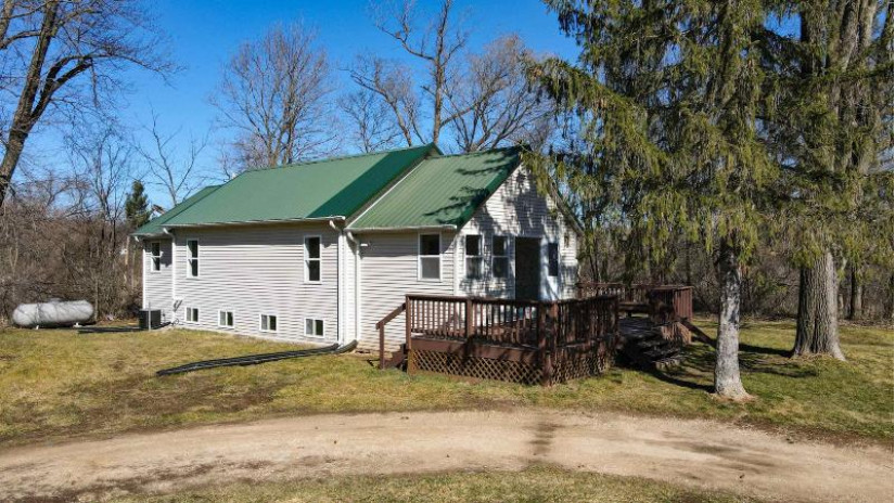 11237 Highway 60 Richwood, WI 53518 by Wilkinson Auction & Realty Co. $289,900