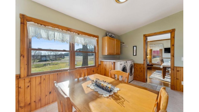 E6393 Ski Hill Road Reedsburg, WI 53959 by Gavin Brothers Auctioneers Llc - Off: 608-524-6416 $950,000