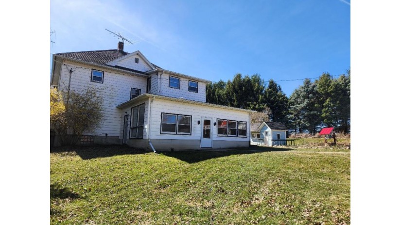 N5737 Highway 151 Calamus, WI 53916 by Century 21 Affiliated - Pref: 608-345-6090 $675,000