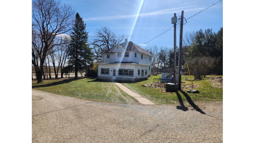 N5737 Highway 151 Calamus, WI 53916 by Century 21 Affiliated - Pref: 608-345-6090 $675,000