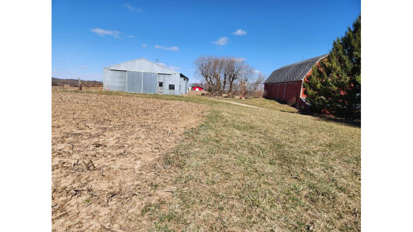 N5737 Highway 151 Calamus, WI 53916 by Century 21 Affiliated - Pref: 608-345-6090 $675,000