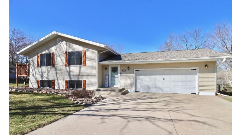 400 Gifford Street Orfordville, WI 53576 by Re/Max Ignite $279,900