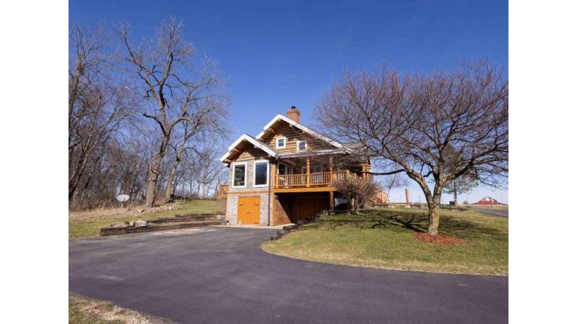 1502 Waterfall Road Lima, WI 53818 by Re/Max Preferred $649,000