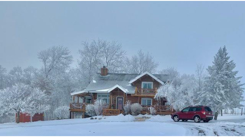 1502 Waterfall Road Lima, WI 53818 by Re/Max Preferred $649,000