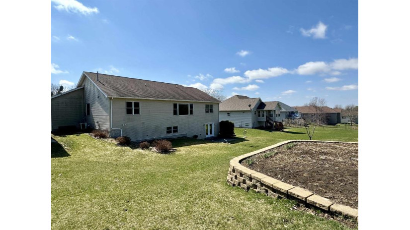 704 Prairie Hills Drive Dodgeville, WI 53533 by Exp Realty, Llc $410,000