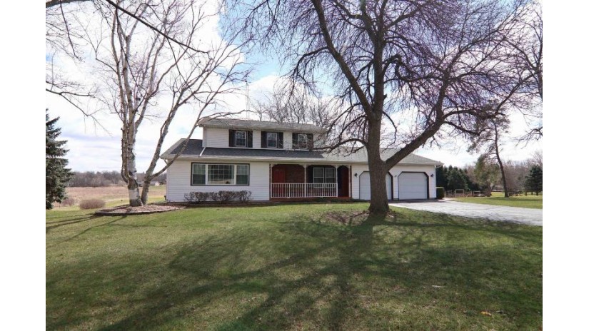 5900 N Kennedy Road Harmony, WI 53563 by Briggs Realty Group, Inc - Cell: 608-751-4326 $379,000