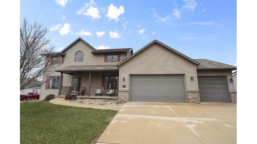 1000 Glen View Court Mount Horeb, WI 53572 by Mhb Real Estate - Offic: 608-709-9886 $594,900