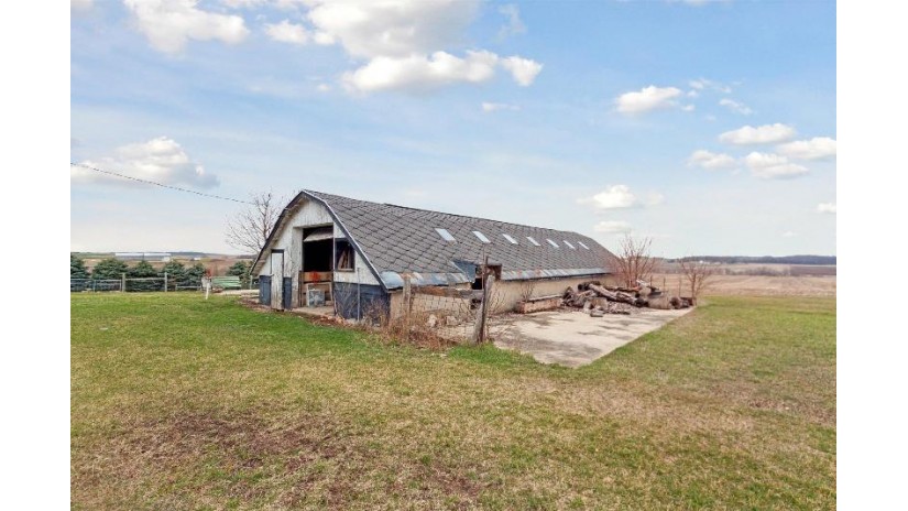 W3082 Greenbush Road Sylvester, WI 53550 by Exit Professional Real Estate - mitchellcovertrealestate@gmail.com $379,900