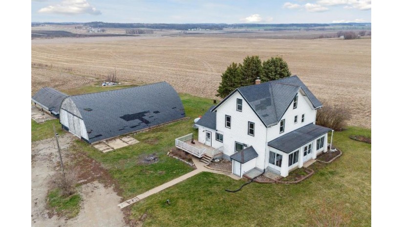 W3082 Greenbush Road Sylvester, WI 53550 by Exit Professional Real Estate - mitchellcovertrealestate@gmail.com $379,900