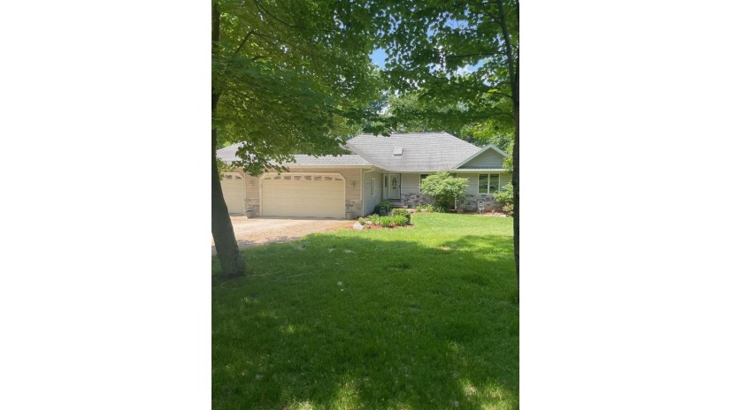 W8290 Royal Oaks Drive Wautoma, WI 54960 by First Weber Inc - HomeInfo@firstweber.com $497,500