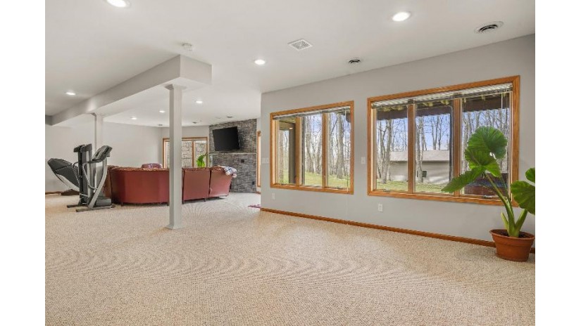 W11243 Red Cedar Drive Lodi, WI 53555 by Bunbury & Assoc, Realtors $749,900