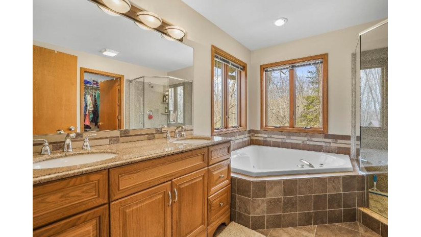 W11243 Red Cedar Drive Lodi, WI 53555 by Bunbury & Assoc, Realtors $749,900