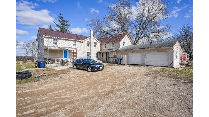 N819 Highway 12 Fort Atkinson, WI 53538 by Exp Realty, Llc - Pref: 608-628-1880 $399,900