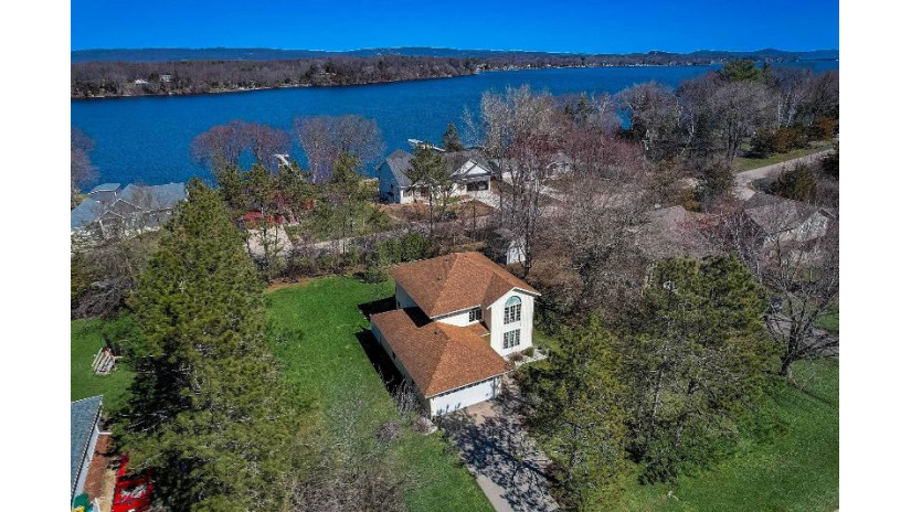 W13206 Klamer Road West Point, WI 53555 by Re/Max Preferred - scott@scottelert.com $485,000