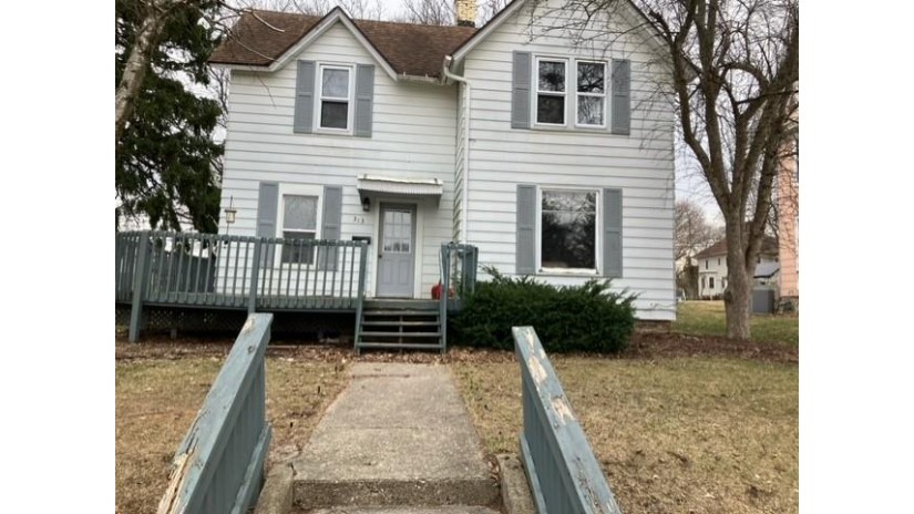 313 W Division Street Dodgeville, WI 53533 by Design Realty Llc - Pref: 920-819-2158 $169,500