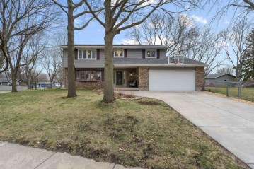 6206 Walden Way, Madison, WI 53719