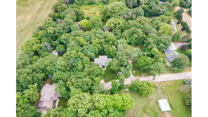 1988 Timber Lake Road Fitchburg, WI 53575 by Bunbury & Assoc, Realtors $750,000