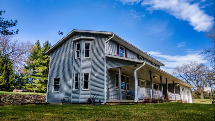 W7482 Phillips Road Dekorra, WI 53954 by Spencer Real Estate Group - team@spencerreg.com $470,000