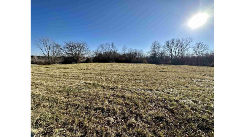 7.62 ACRES Lincoln Street Platteville, WI 53818 by Peoples Company $1