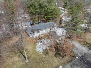 123 Ridge Drive, Lake Delton, WI 53965