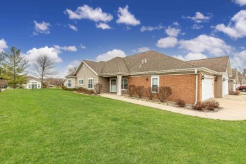 43 Northlight Way, Fitchburg, WI 53711