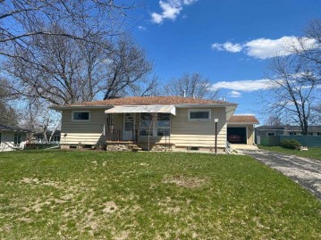 620 S Margaret Street, Markesan, WI 53946