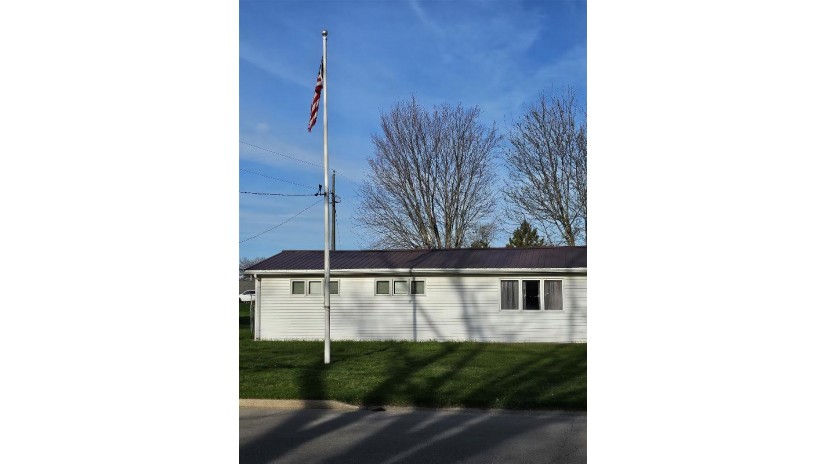 550 Western Avenue Platteville, WI 53818 by Home Key Real Estate $299,995