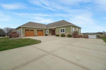 2315 Manley Drive, Sun Prairie, WI 53590