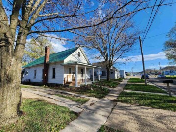 261 N Jefferson Street, Richland Center, WI 53581