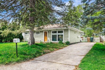 4240 Milford Road, Madison, WI 53711