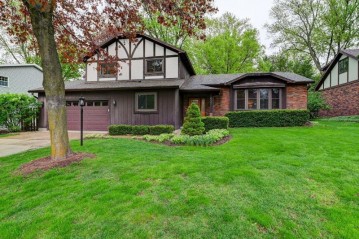 605 Everglade Drive, Madison, WI 53717