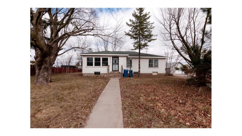 11 West Orchard Beach Lane Rice Lake, WI 54868 by Jenkins Realty, Inc. $89,900
