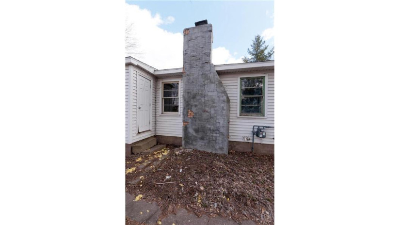 11 West Orchard Beach Lane Rice Lake, WI 54868 by Jenkins Realty, Inc. $89,900