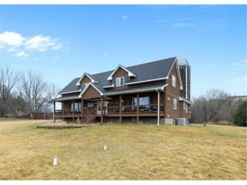 651 Tower Road, Hudson, WI 54016