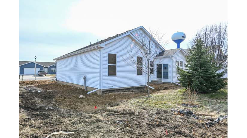 210 N Autumn Dr Delavan, WI 53115 by Shorewest Realtors $378,493