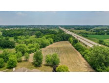 LT2 Loomis Rd, Muskego, WI 53150-5100