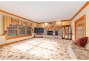 2715 W Country Club Dr, Mequon, WI 53092 by Shorewest Realtors $999,900