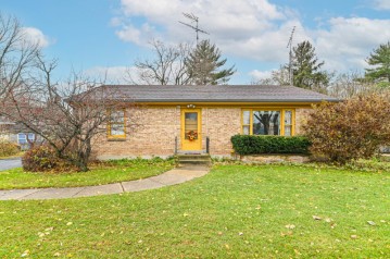 409 Breezy St, Delavan, WI 53115-3061