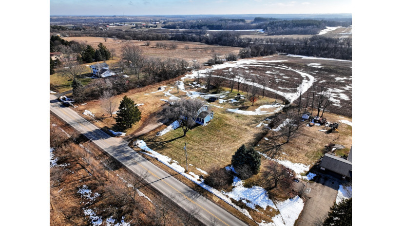 W2315 Swoboda Rd East Troy, WI 53120 by Shorewest Realtors $499,500