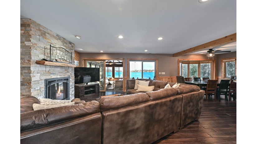 28908 Beach Dr Waterford, WI 53185 by Shorewest Realtors $1,199,900