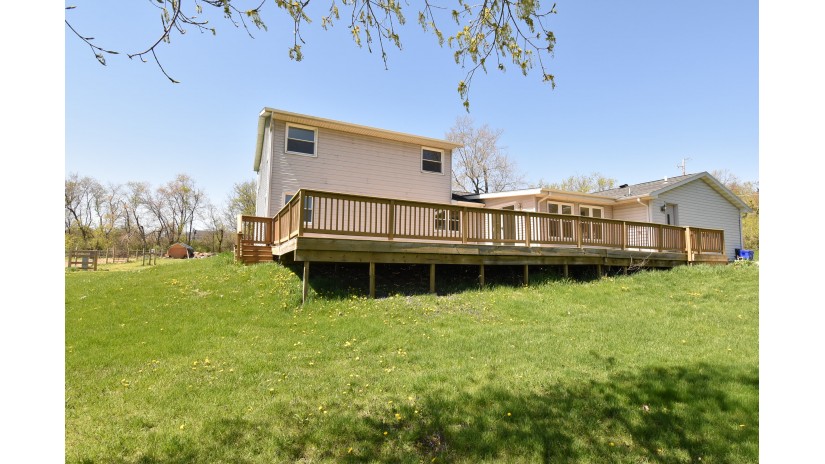 7279 Spring St Lyons, WI 53176 by Shorewest Realtors $489,000