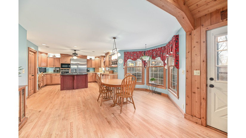 W3206 Hunt Ridge Dr Geneva, WI 53121 by Shorewest Realtors $849,000